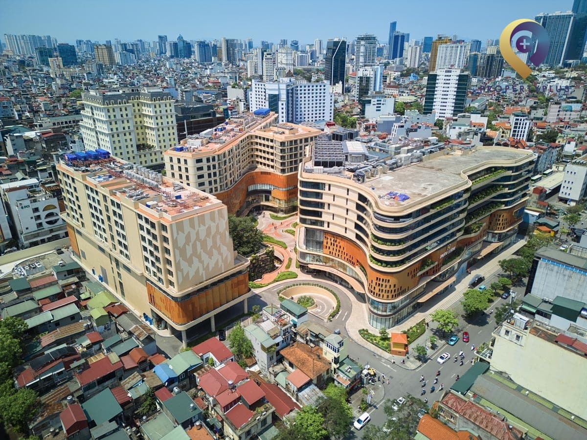 Toàn cảnh tòa nhà Tiến Bộ Plaza với thiết kế độc đáo - hình ảnh từ Property Plus